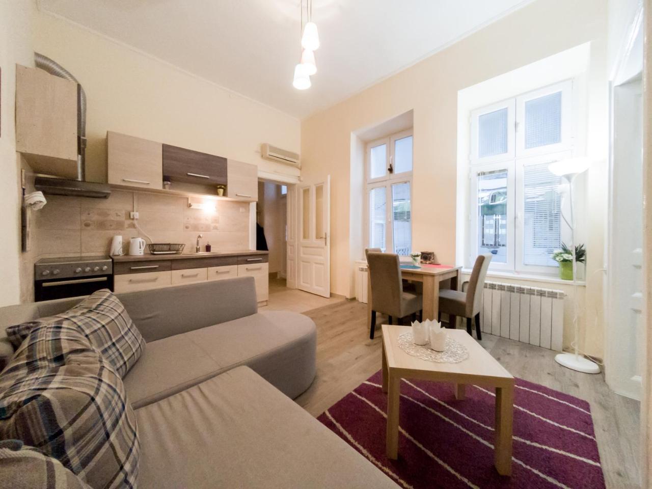 Apartment Ema Beograd Ngoại thất bức ảnh